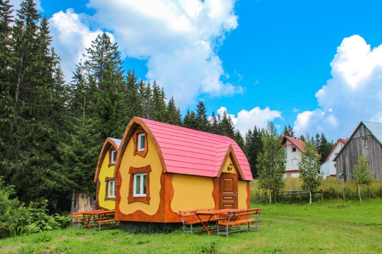 Bungalows Fairy Tale Жабляк Екстер'єр фото